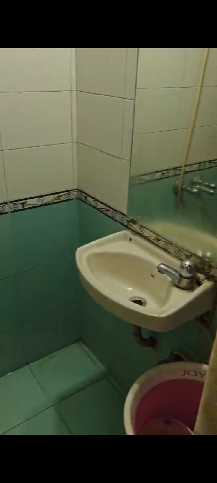 Bathroom, cosmos-park 2 Bedroom 1065 Sq.Ft. Apartment In Ghodbunder Road Thane 9463540