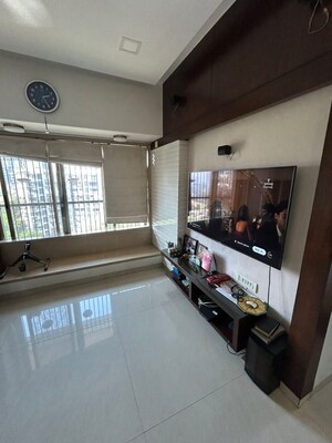 Furnished Amenities in 2 BHK Apartment at Regal Heights Sion East, Sion East – for Rent