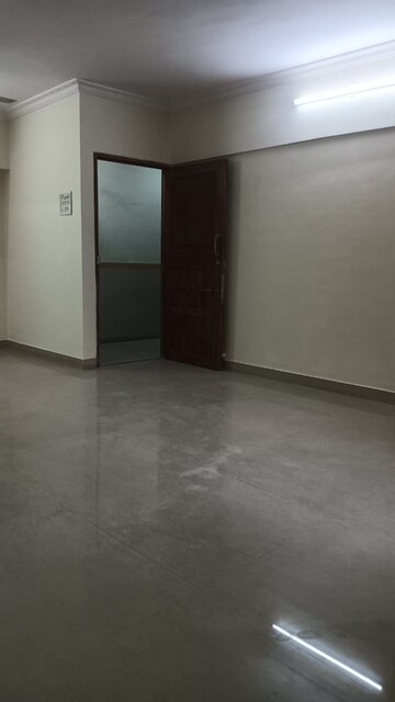 Room in 2 BHK Apartment at Ratnakunj Apartment, Borivali West – for Sale