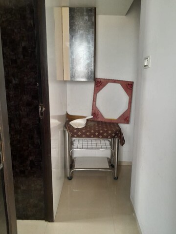 Master Bedroom in 1.5 BHK Apartment at Chintamani CHS Sion East, Sion East – for Rent