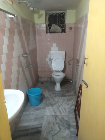Bathroom in 2 BHK Apartment at Ballygunge – for Rent