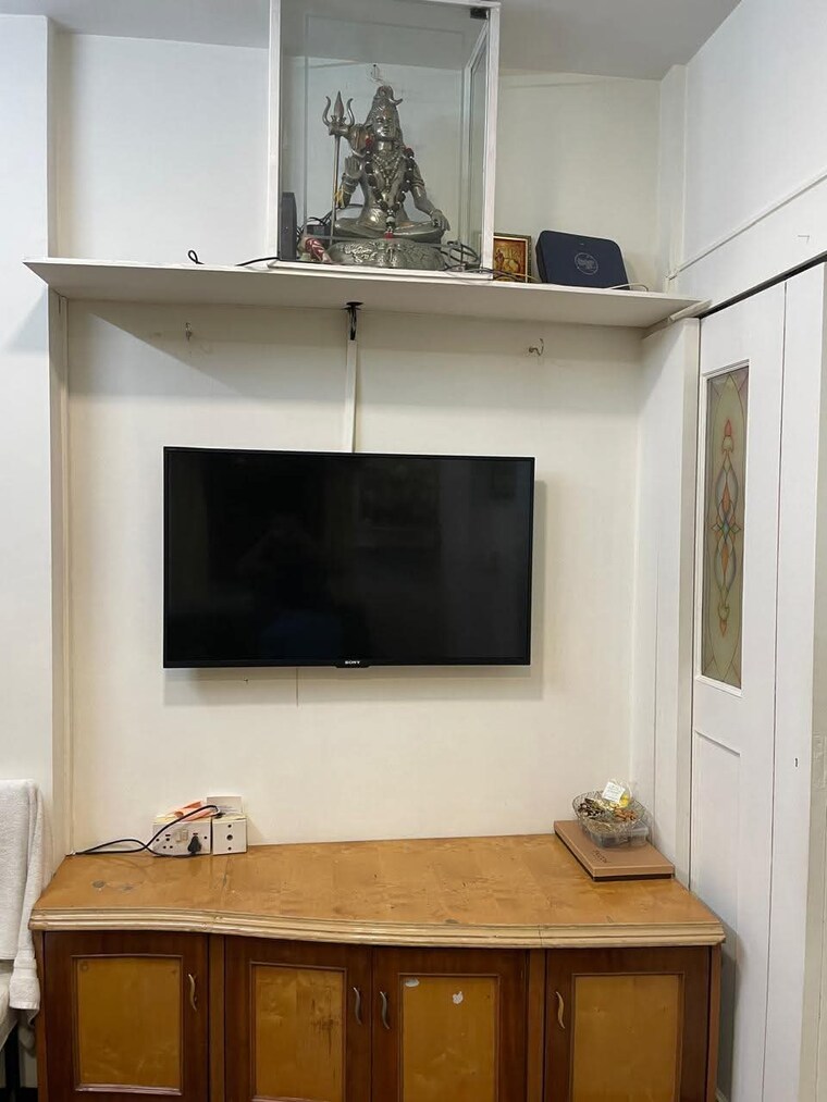 undefined, ram-niwas-dadar-east 1 Bedroom 500 Sq.Ft. Apartment In Dadar East Mumbai 9463621