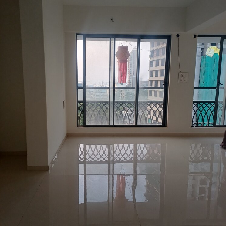  Parking, sugee-akanksha Commercial Office Space 600 Sq.Ft. In Dadar West Mumbai 9463629