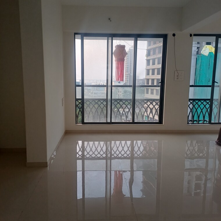  Parking, sugee-akanksha Commercial Office Space 600 Sq.Ft. In Dadar West Mumbai 9463629