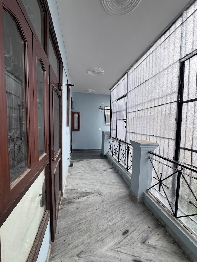 Balcony, palam-vihar-residents-association 2 Bedroom 1250 Sq.Ft. Builder Floor In Palam Vihar Gurgaon 9463640