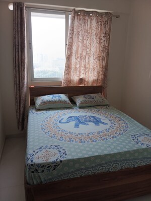 Bedroom in 1.5 BHK Apartment at Sheth Zuri, Laxmi Nagar – for Rent