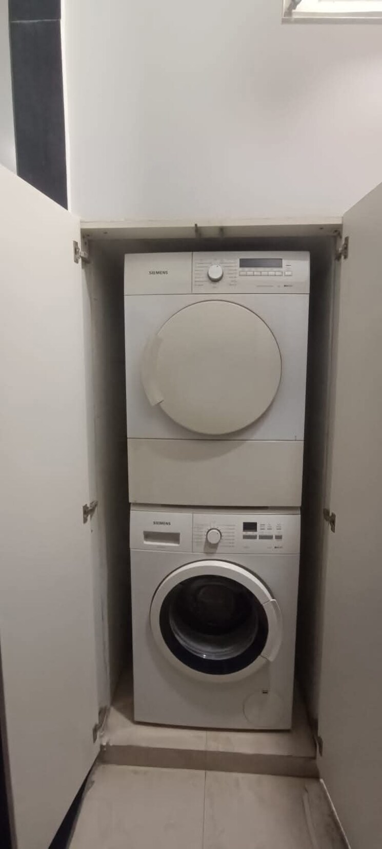 Bathroom, parisham-apartment 3 Bedroom 2200 Sq.Ft. Apartment In Dadar East Mumbai 9463642