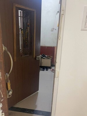 Bathroom in 3 BHK Apartment at Parisham Apartment, Dadar East – for Rent