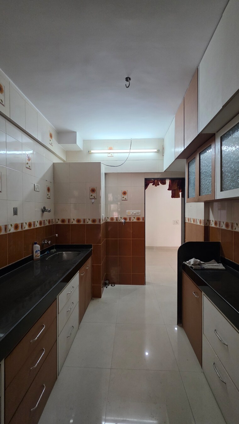 Kitchen, vasant-mandar-chs 2 Bedroom 722 Sq.Ft. Apartment In Vasant Vihar Thane 9463643
