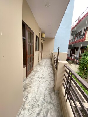 Balcony in 2 BHK Builder Floor at Palam Vihar Residents Association, Palam Vihar – for Rent