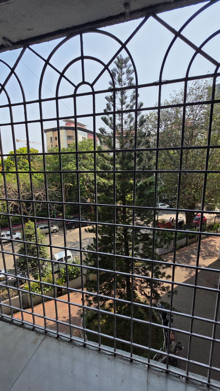 Balcony, ashwattha-society 2 Bedroom 850 Sq.Ft. Apartment In Vasant Vihar Thane 9463651