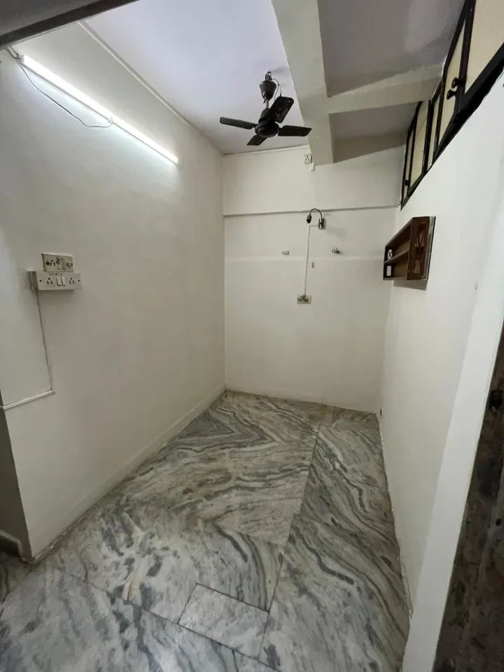 1 Rk  + Study Room 300 Sq.Ft. Apartment in Earth Building