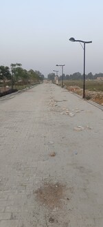 2700 Sq.Ft. Plot in Pintail Park City