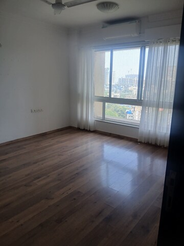 Room in 3 BHK Apartment at Nahar Amrit Shakti, Chandivali – for Sale