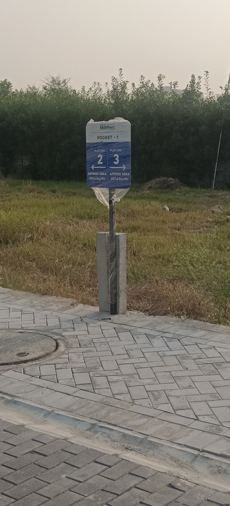 undefined, amrawati-midtown  2445 Sq.Ft. Plot In Sultanpur Road Lucknow 9463706