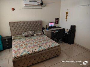 Bedroom in 3 BHK Apartment at Pir Machalla – for Rent