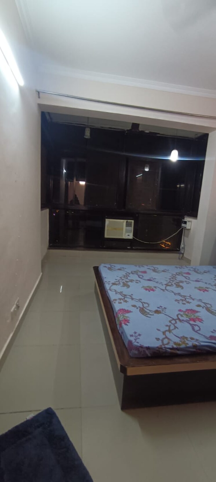 Master Bedroom, mittal-cosmos-executive-apartment 2.5 Bedroom 1600 Sq.Ft. Apartment In Sector 2 Gurgaon 9463711