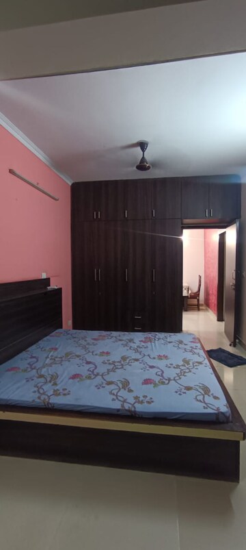 Master Bedroom in 2.5 BHK Apartment at Mittal Cosmos Executive Apartment, Sector 2 – for Rent