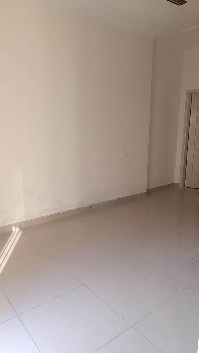 Master Bedroom, us-pine-homes 3 Bedroom 1250 Sq.Ft. Villa In Dhakoli Zirakpur 9463710