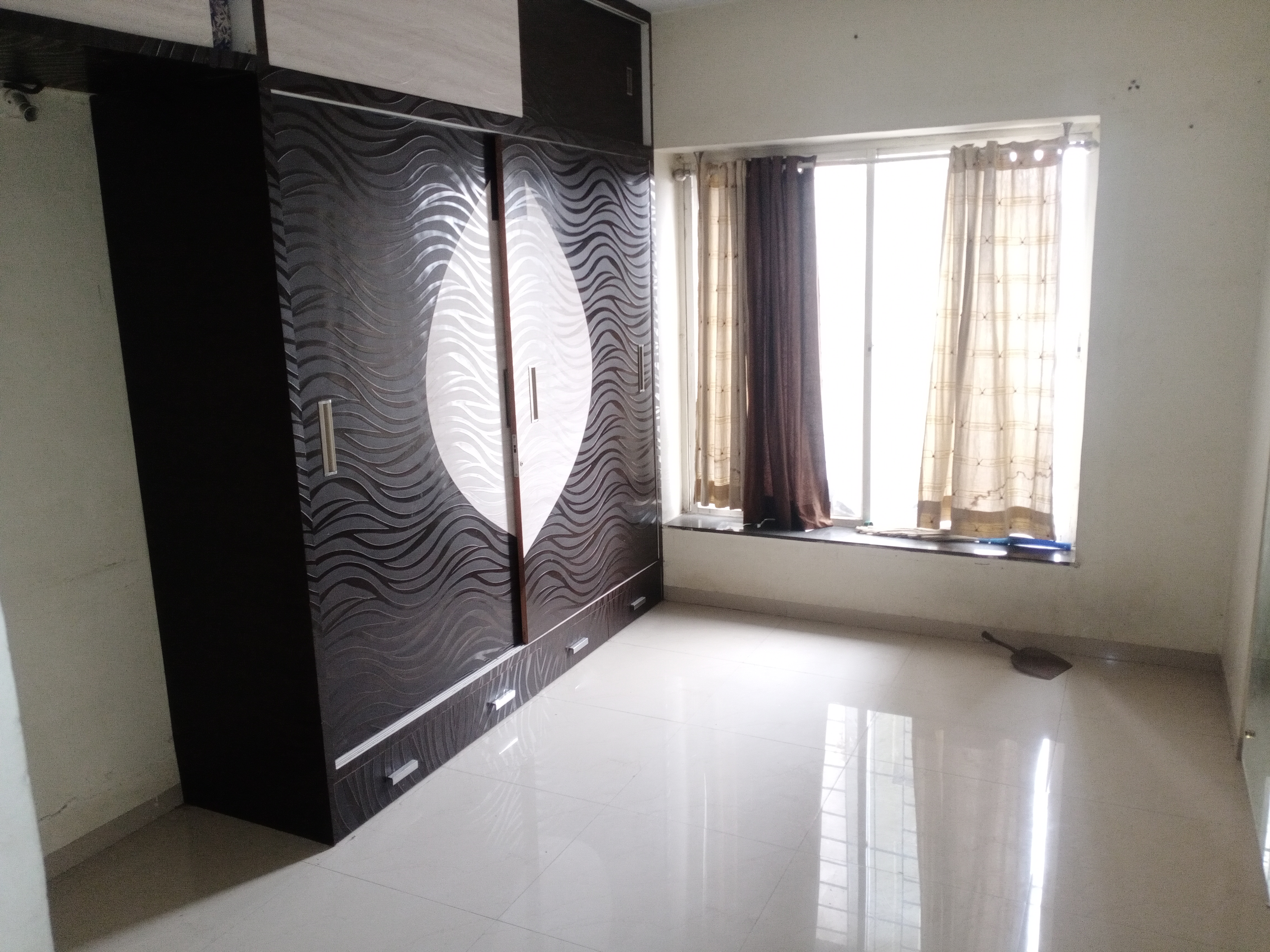 2 BHK + Servant Room Apartment For Rent in Mahesh Galaxy