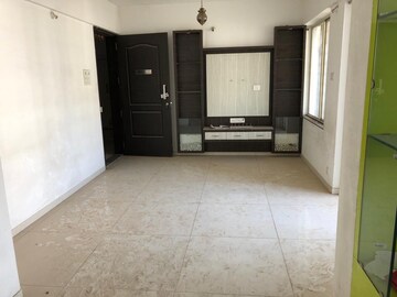 Room in 2 BHK Apartment at Meenakshi Puram Building E, Vadgaon Budruk – for Rent