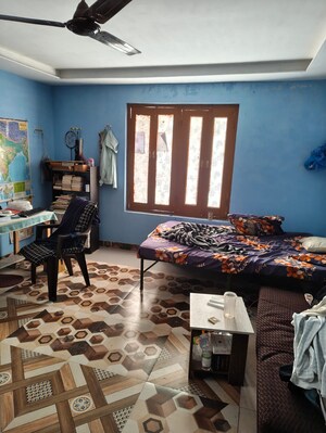 Bedroom in 1.5 BHK Builder Floor at Indira Nagar – for Rent