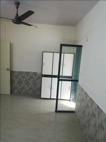 Room in 1 BHK Apartment at Thane West – for Rent