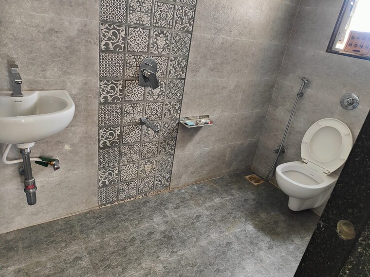 Bathroom, ganesh-nb-pearl 2 Bedroom 900 Sq.Ft. Apartment In Vadgaon Budruk Pune 9463756