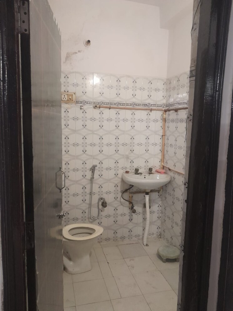 Bathroom, apex-india-moon-city 2 Bedroom 1200 Sq.Ft. Independent House In Ahinsa Khand 2 Ghaziabad 9463779