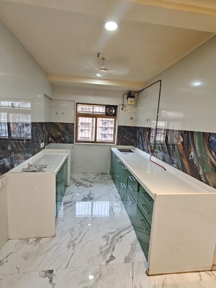 Balcony, alag-aranya 2 Bedroom 681 Sq.Ft. Apartment In Pant Nagar Mumbai 9463790