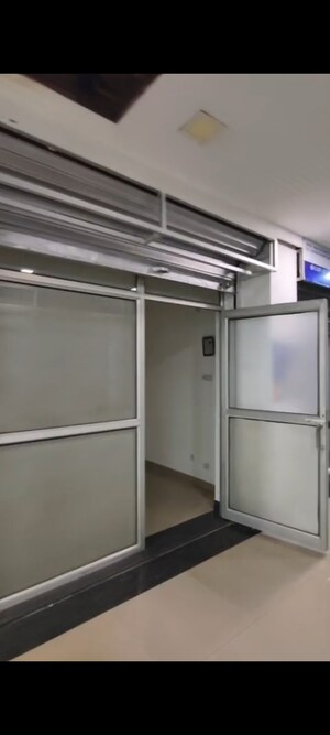  Office Space For Rent in Aarcity Krishna Apra D Mall, Shakti Khand 2