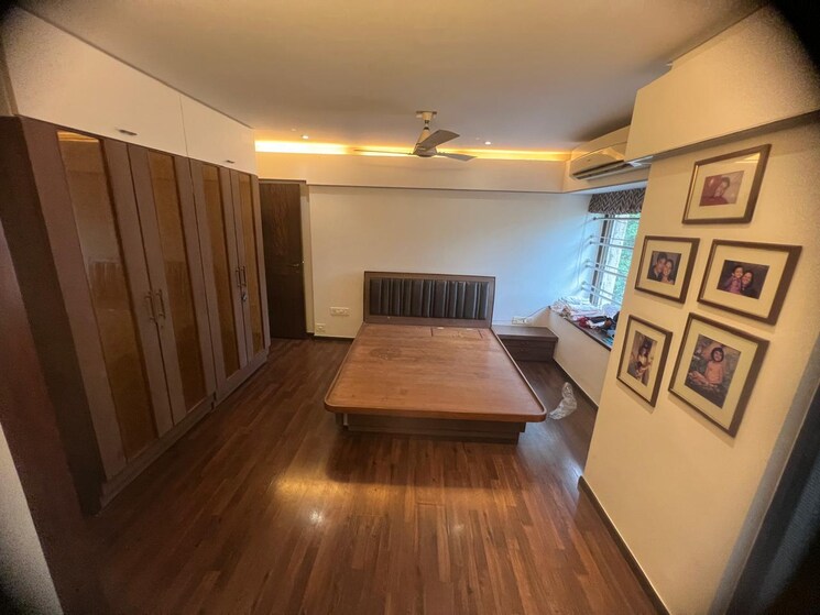 Bedroom, santacruz west 4 Bedroom 2500 Sq.Ft. Apartment In Santacruz West Mumbai 9463798