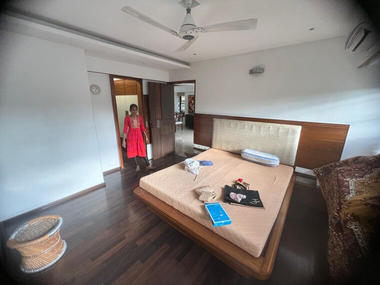 Bedroom, santacruz west 4 Bedroom 2500 Sq.Ft. Apartment In Santacruz West Mumbai 9463798
