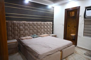 Bedroom in 3 BHK Builder Floor at BPTP Eden Estate, Sector 81 – for Sale