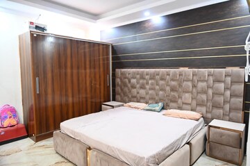Bedroom in 3 BHK Builder Floor at BPTP Eden Estate, Sector 81 – for Sale