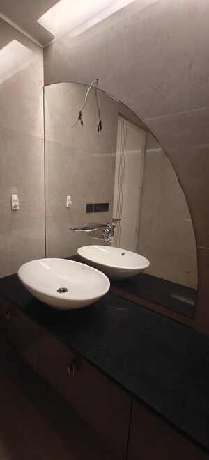 Bathroom in 3 BHK Apartment at BPTP Discovery Park, Sector 80 – for Sale