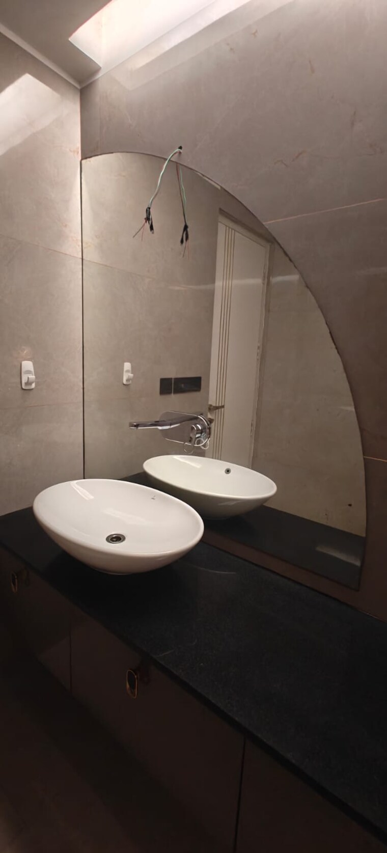 Bathroom, bptp-discovery-park 3 Bedroom 925 Sq.Ft. Apartment In Sector 80 Faridabad 9463806