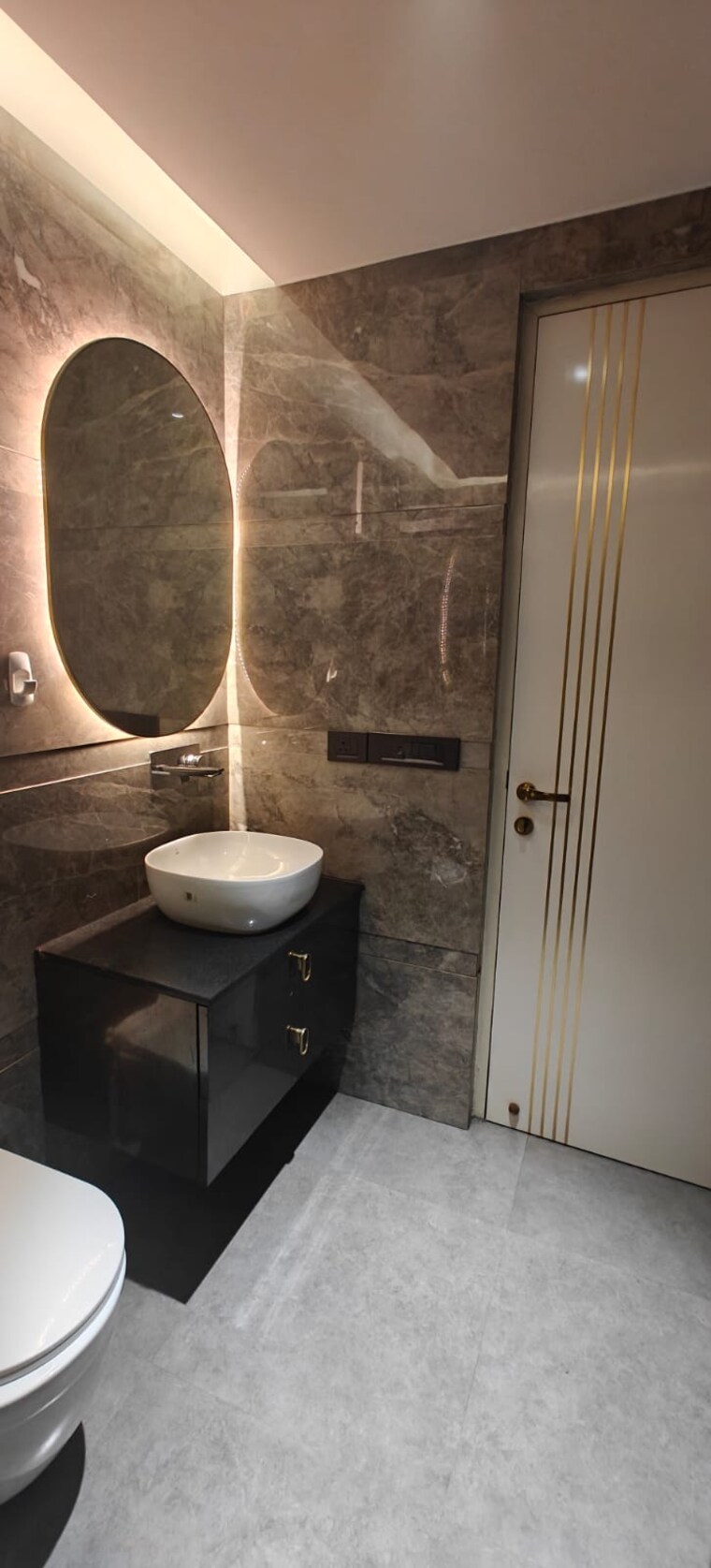 Bathroom, bptp-discovery-park 3 Bedroom 925 Sq.Ft. Apartment In Sector 80 Faridabad 9463806