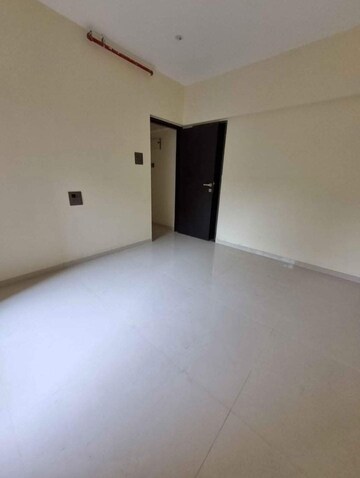 Room in 2 BHK Apartment at DGS Sheetal Tapovan, Malad East – for Rent
