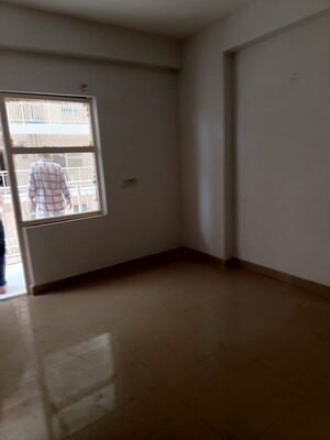 Room in 3 BHK Builder Floor at BPTP Parkland, Sector 75 – for Sale