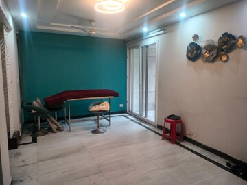 Living Room in 3 BHK Apartment at Mahalaxmi Apartments Gurgaon, Sector 43 – for Rent