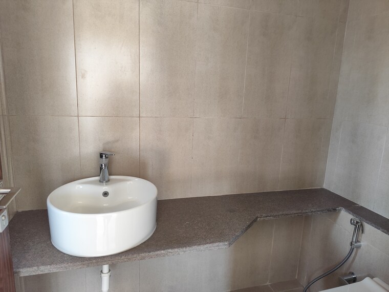 Bathroom, skyi-songbirds 2 Bedroom 950 Sq.Ft. Apartment In Bavdhan Pune 9463869