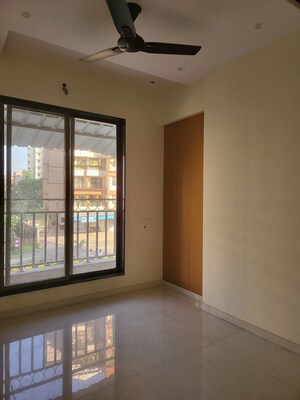 Room in 1 BHK Apartment at Runwal Gardens, Dombivli East – for Rent