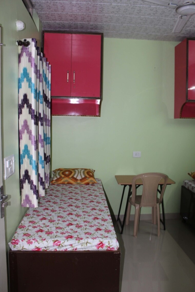 Bedroom, chander nagar 2 Bedroom 468 Sq.Ft. Builder Floor In Chander Nagar Delhi 9463892