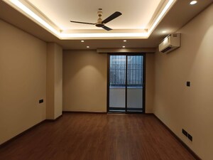 Master Bedroom in 4 BHK Builder Floor at Greater Kailash I – for Rent