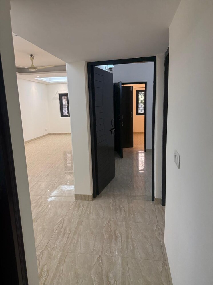 Room, vasant kunj 2 Bedroom 1200 Sq.Ft. Apartment In Vasant Kunj Delhi 9463922