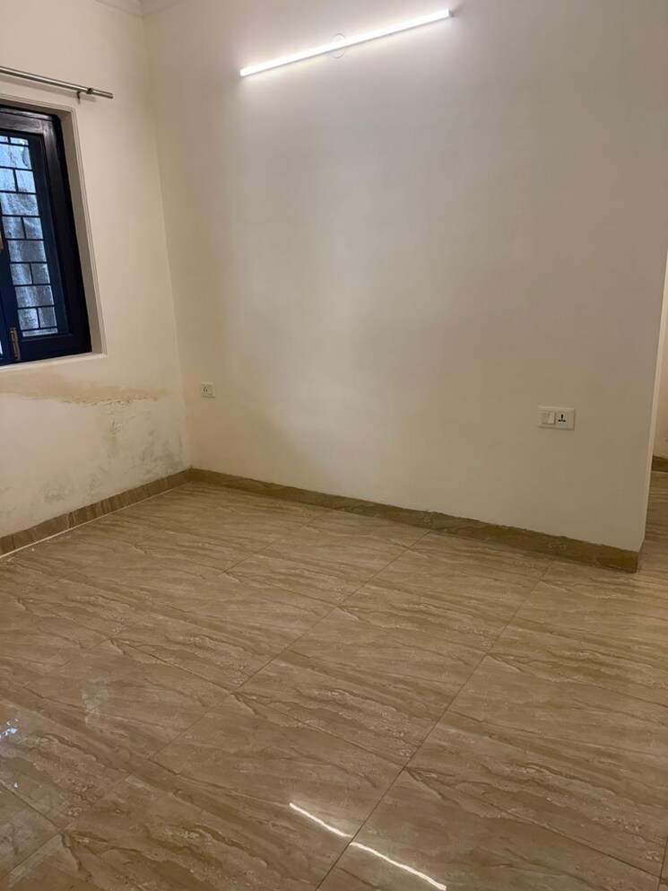 Room, vasant kunj 2 Bedroom 1200 Sq.Ft. Apartment In Vasant Kunj Delhi 9463922