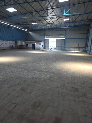 Parking in  Warehouse at Chinhat – for Rent