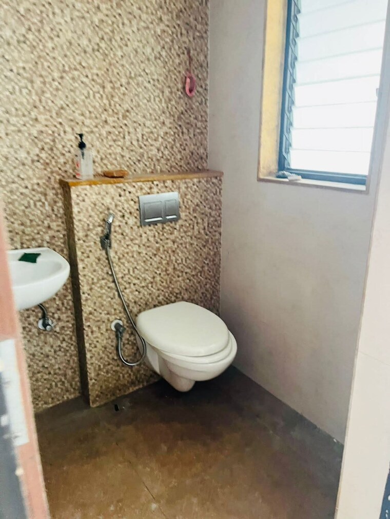 Bathroom, lodha-lakeshore-greens 2 Bedroom 556 Sq.Ft. Apartment In Dombivli East Thane 9463929