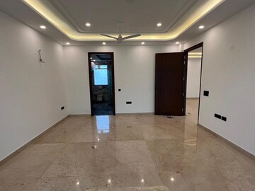 Master Bedroom in 4 BHK Builder Floor at Greater Kailash ii – for Rent